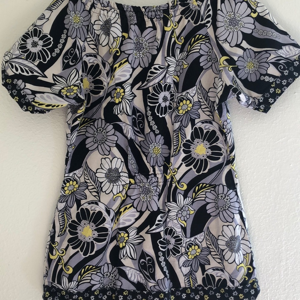 Scrub top - Picture 3 of 3